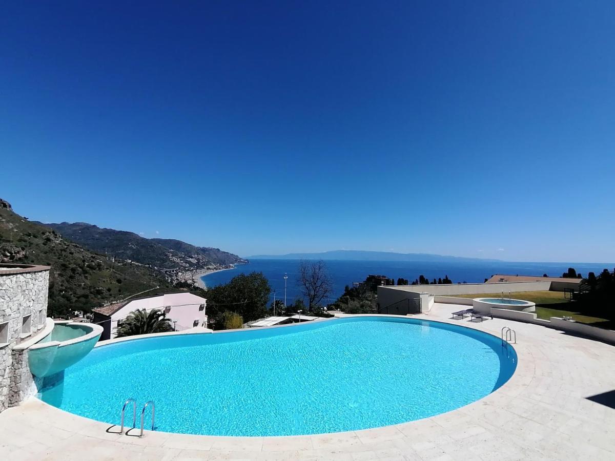 Taormina Lux & Elite Apartments - Taormina Holidays Exterior photo