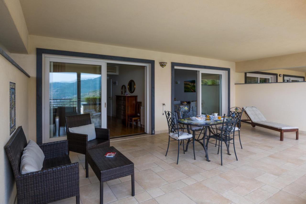 Taormina Lux & Elite Apartments - Taormina Holidays Exterior photo