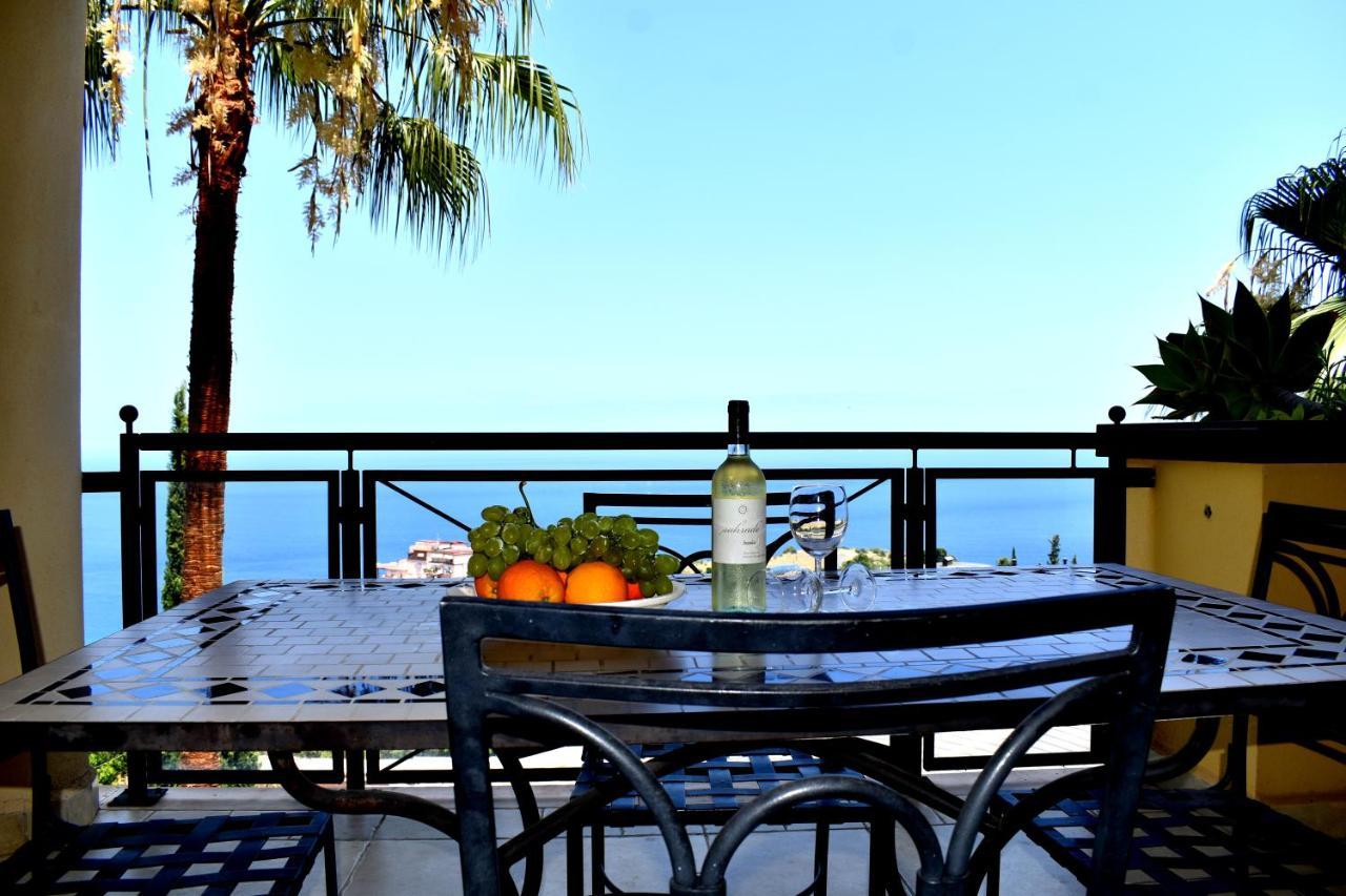 Taormina Lux & Elite Apartments - Taormina Holidays Exterior photo